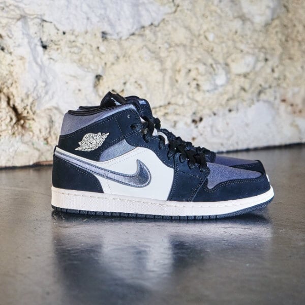 Air Jordan 1 Mid Satin Grey Toe All You Need, photo 5