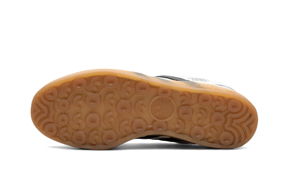 Gazelle Indoor Bad Bunny White Black Gum All You Need, photo 4