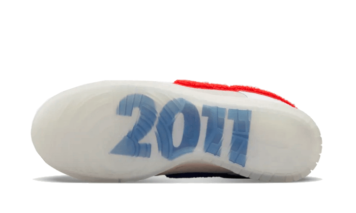 Dunk Low Retro PRM Year of the Rabbit White Crimson All You Need, photo 3