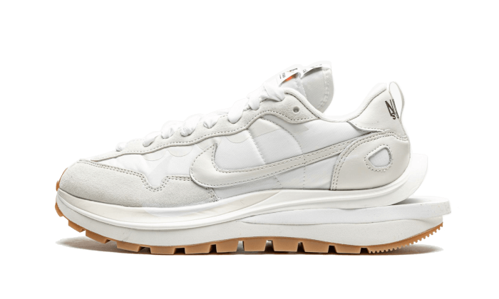 Nike Nike Vaporwaffle sacai Sail Gum