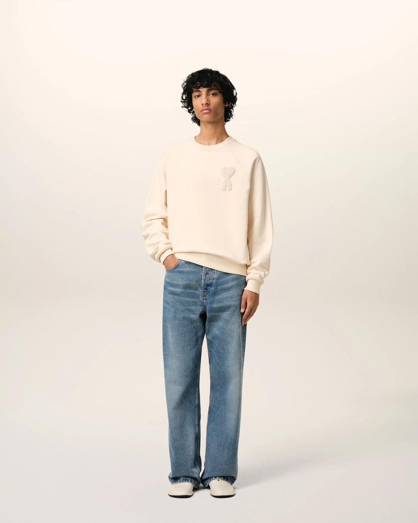 Sweatshirt Beige "Ami de coeur" Patch Beige