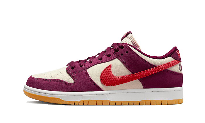 SB Dunk Low Skate Like A Girl Bordeaux All You Need, photo 1
