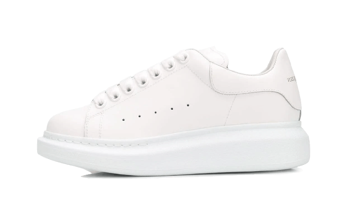 Oversized White All You Need, photo 1