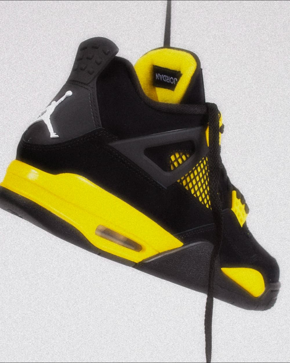 Air Jordan 4 Retro Thunder (2023) All You Need, photo 5