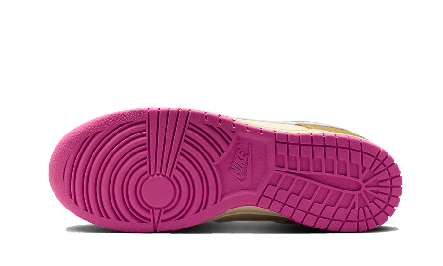 Dunk Low SE Bronzine Pink All You Need, photo 3