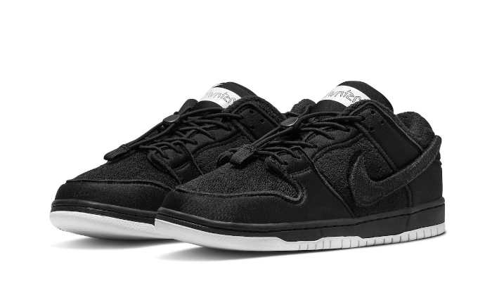 SB Dunk Low Gnarhunters All You Need, photo 2