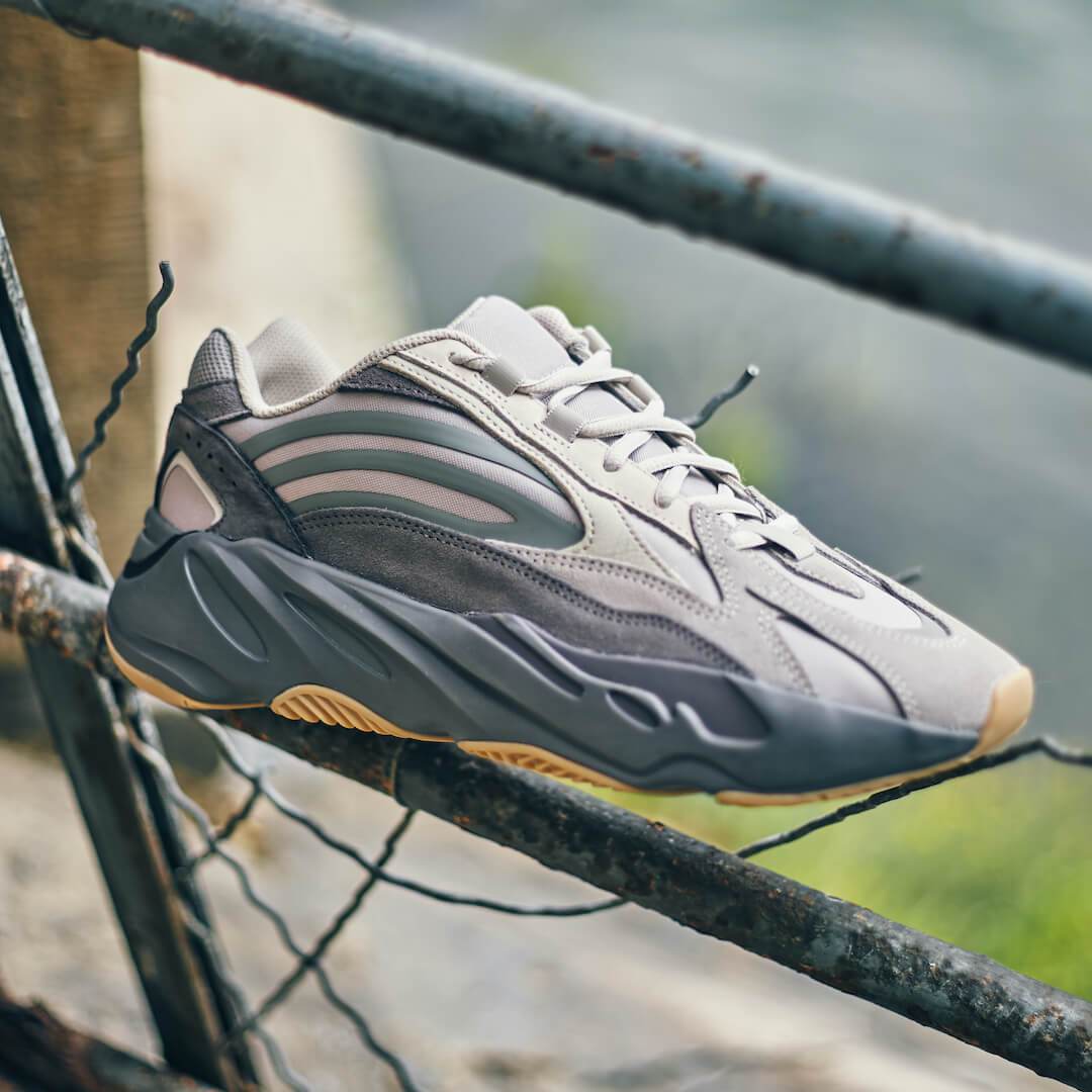 Yeezy 700 V2 Tephra All You Need, photo 5