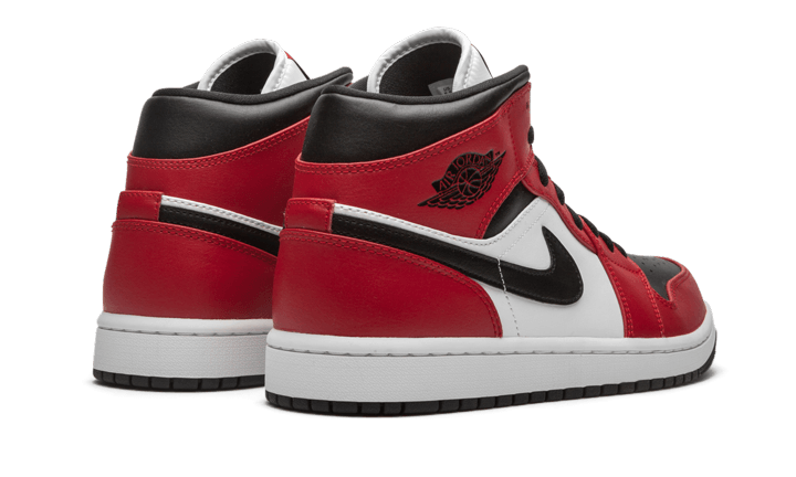 Air Jordan 1 Mid Chicago Black Toe All You Need, photo 3