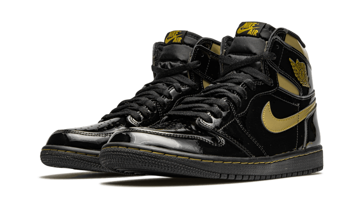 Air Jordan 1 High Black Metallic Gold All You Need, photo 2