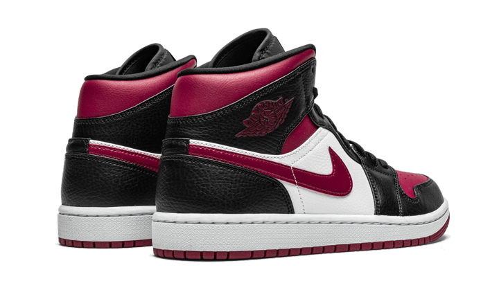 Air Jordan 1 Mid Bred Toe All You Need, photo 3