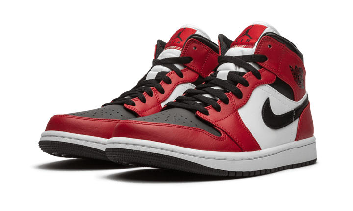Air Jordan 1 Mid Chicago Black Toe All You Need, photo 2