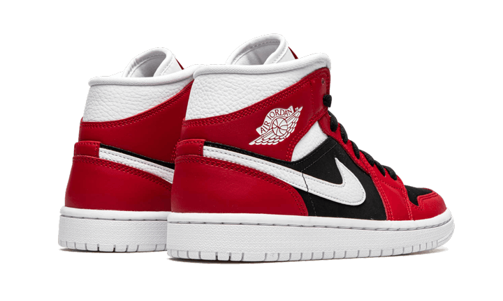 Air Jordan 1 Mid Gym Red Black All You Need, photo 3