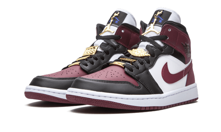 Air Jordan 1 Mid SE Black Dark Beetroot All You Need, photo 2