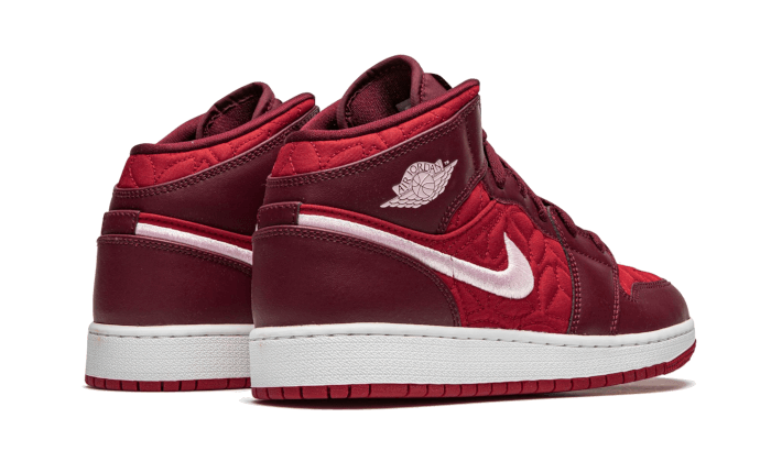 Air Jordan 1 Mid SE Red Quilt All You Need, photo 3