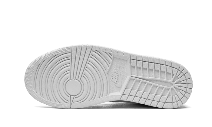 Air Jordan 1 Mid Triple White (2022) All You Need, photo 4