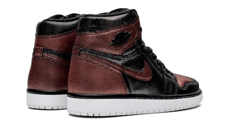 Air Jordan 1 Retro High Fearless Metallic Rose Gold All You Need, photo 3
