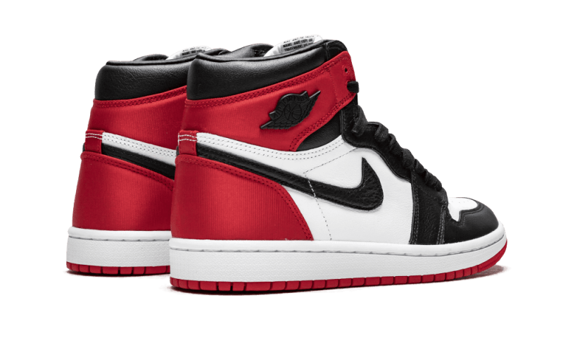 Air Jordan 1 Retro High Satin Black Toe All You Need, photo 3
