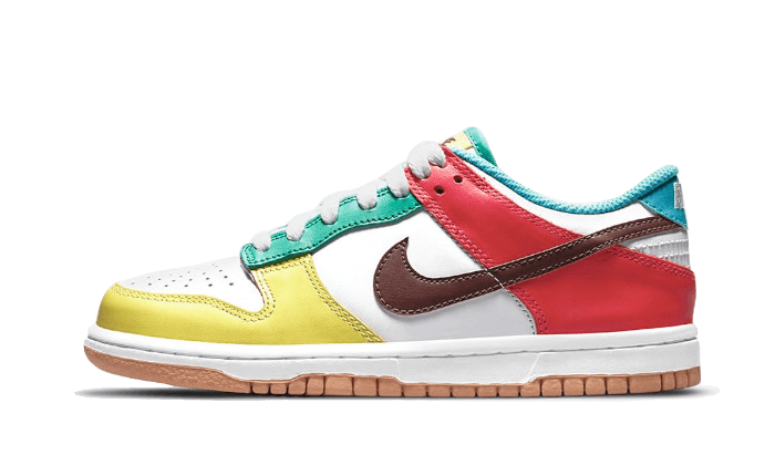 Dunk Low SE Free 99 Pack White All You Need, photo 1