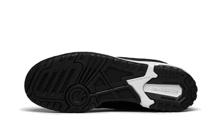 550 Black White All You Need, photo 3