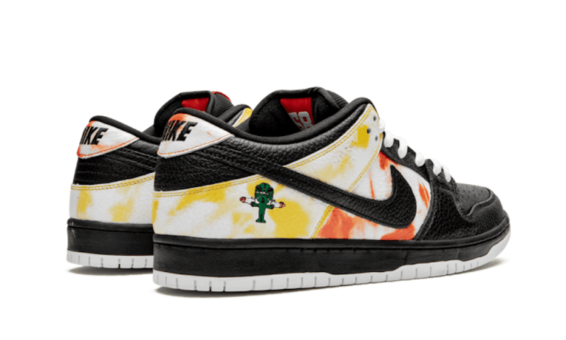 SB Dunk Low Raygun Tie Dye Home All You Need, photo 3