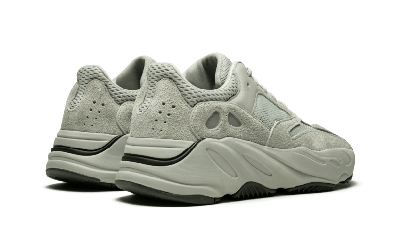 Yeezy 700 Salt All You Need, photo 3