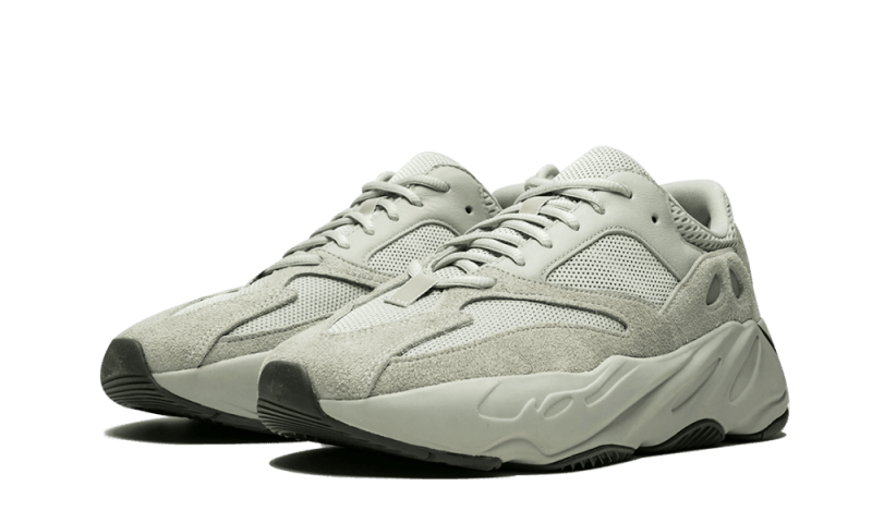 Yeezy 700 Salt All You Need, photo 2